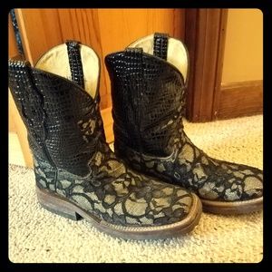 Ferrini womens cowboy boots 7 black and lace